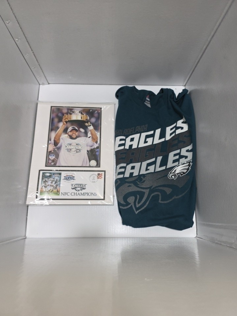 Philadelphia Eagles Majestic 2014 Long Sleeve Shirt 2XL + NFC Champions Photo